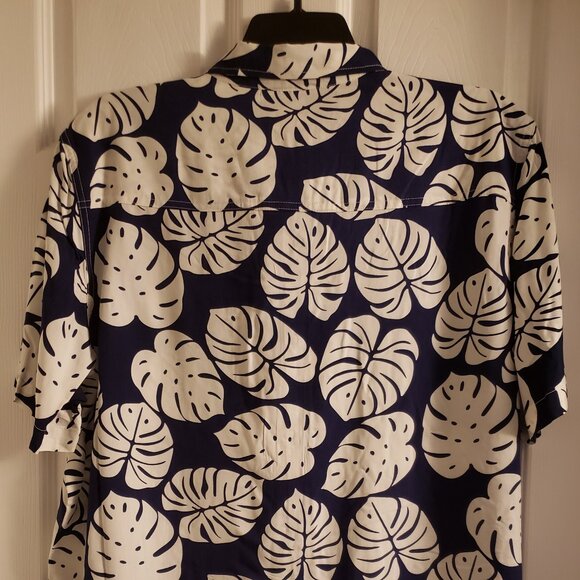🎉HostPick Margaritaville Men's Hawaiian Blue White Floral Short Sleeve Shirt XL - Picture 2 of 8
